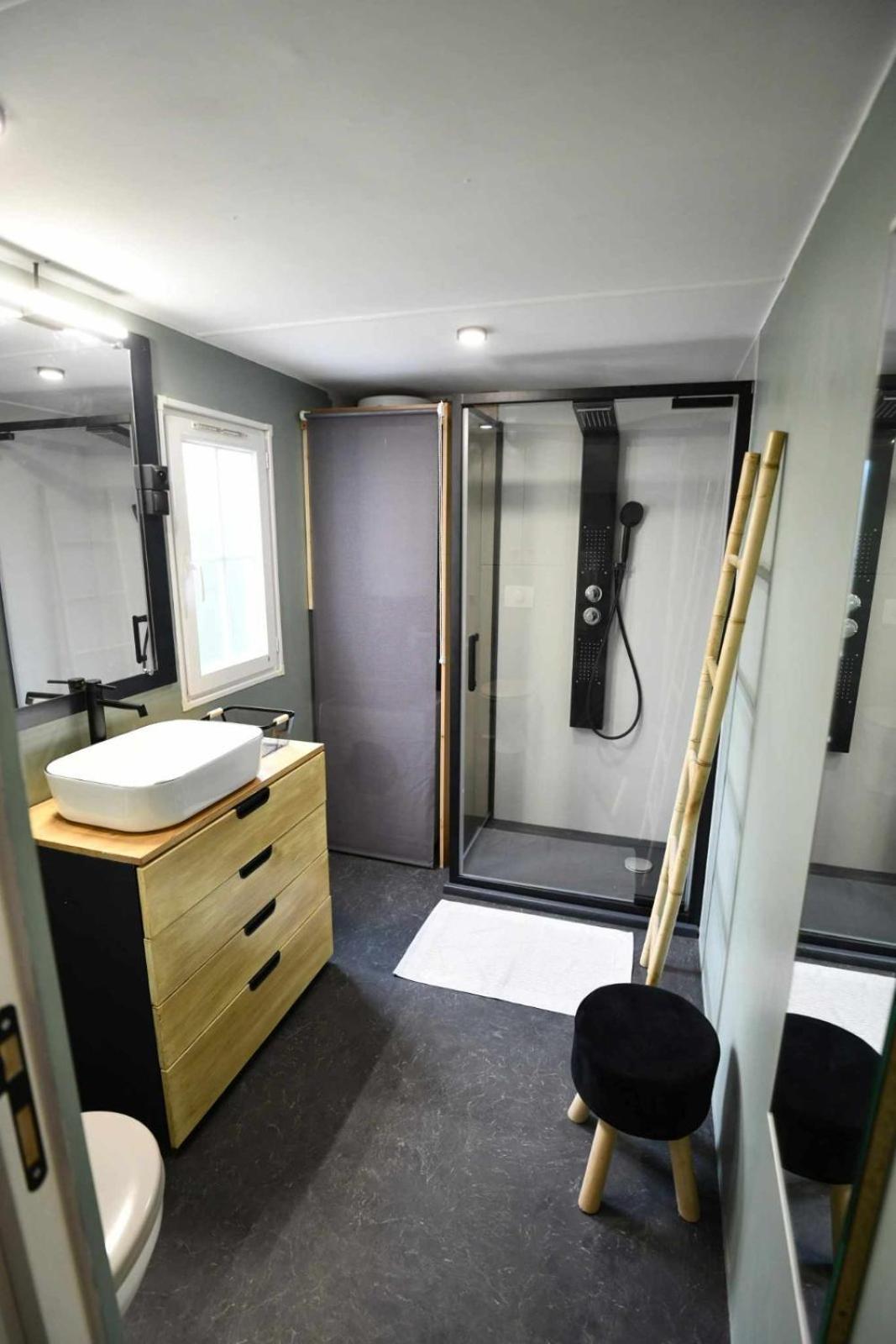 Mobil-Home Charmant Et Moderne พูเชต์-ซูราร์ช็องส์ ภายนอก รูปภาพ